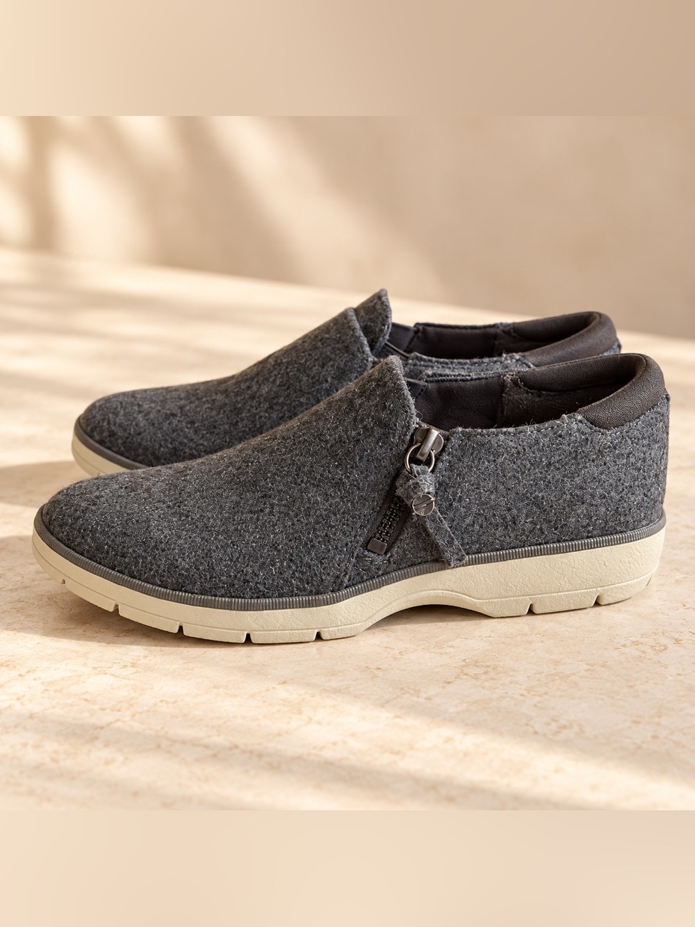 Dr. Scholl’s Nice Day Now Womens 6.5 M Charcoal Gray Wool Zip Slip On Shoes NIB